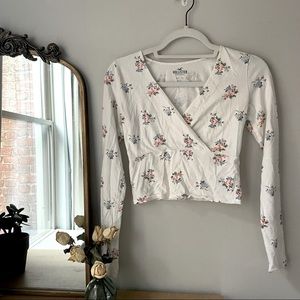 Floral Crop Top Long Sleeve V-Neck Wrap • ASOS • Hollister • XS • Y2K